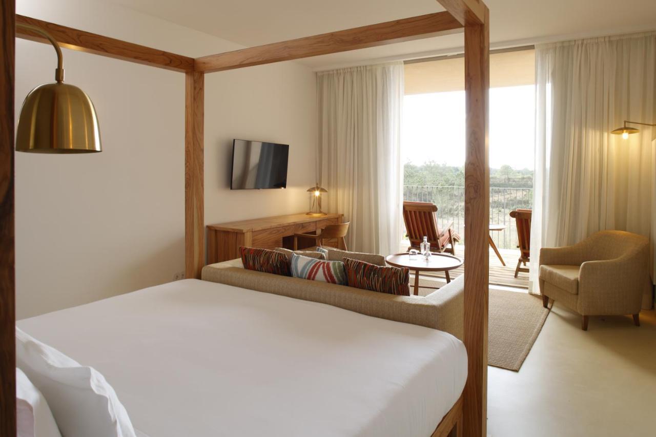 Praia Do Canal Nature Retreat - Small Luxury Hotels Of The World Aljezur Exterior foto A room at the hotel