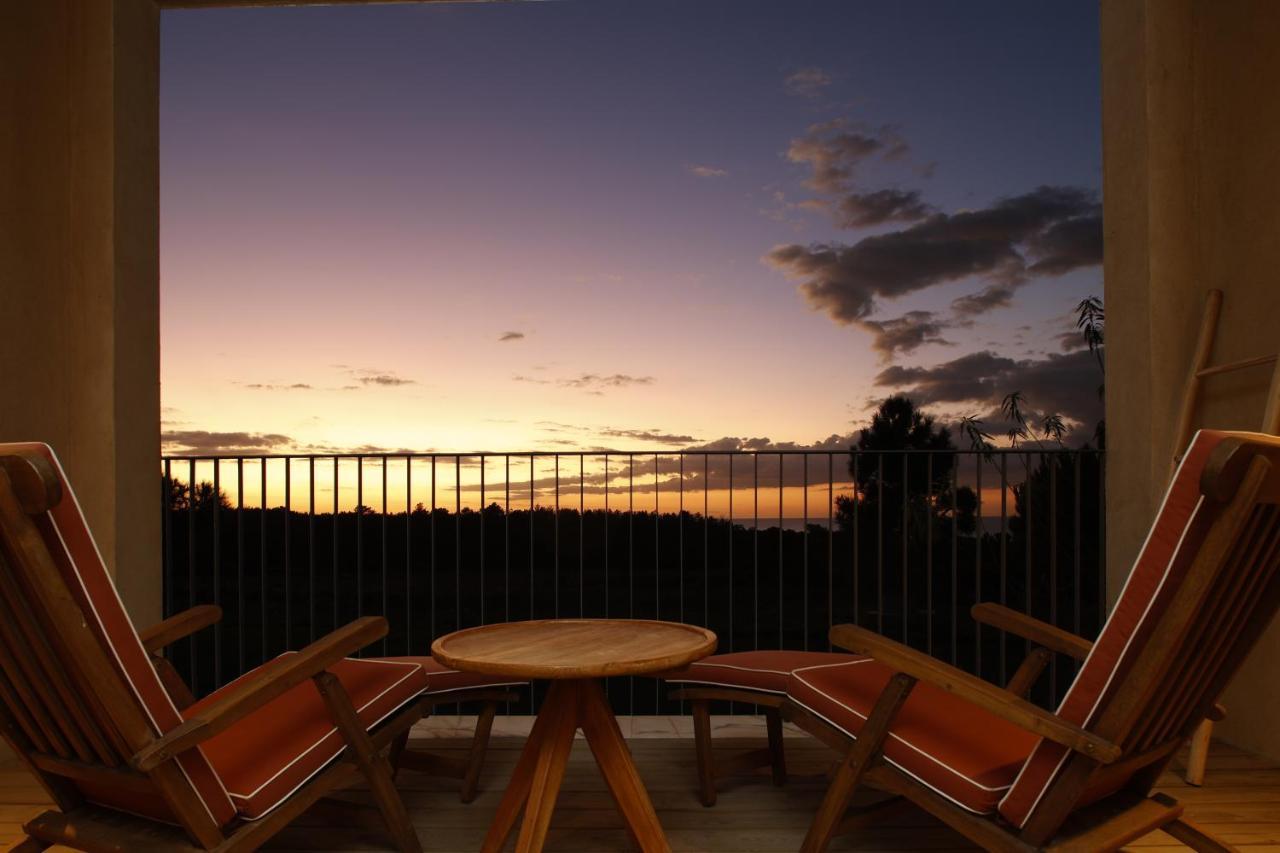 Praia Do Canal Nature Retreat - Small Luxury Hotels Of The World Aljezur Exterior foto Sunset at the Four Seasons Resort