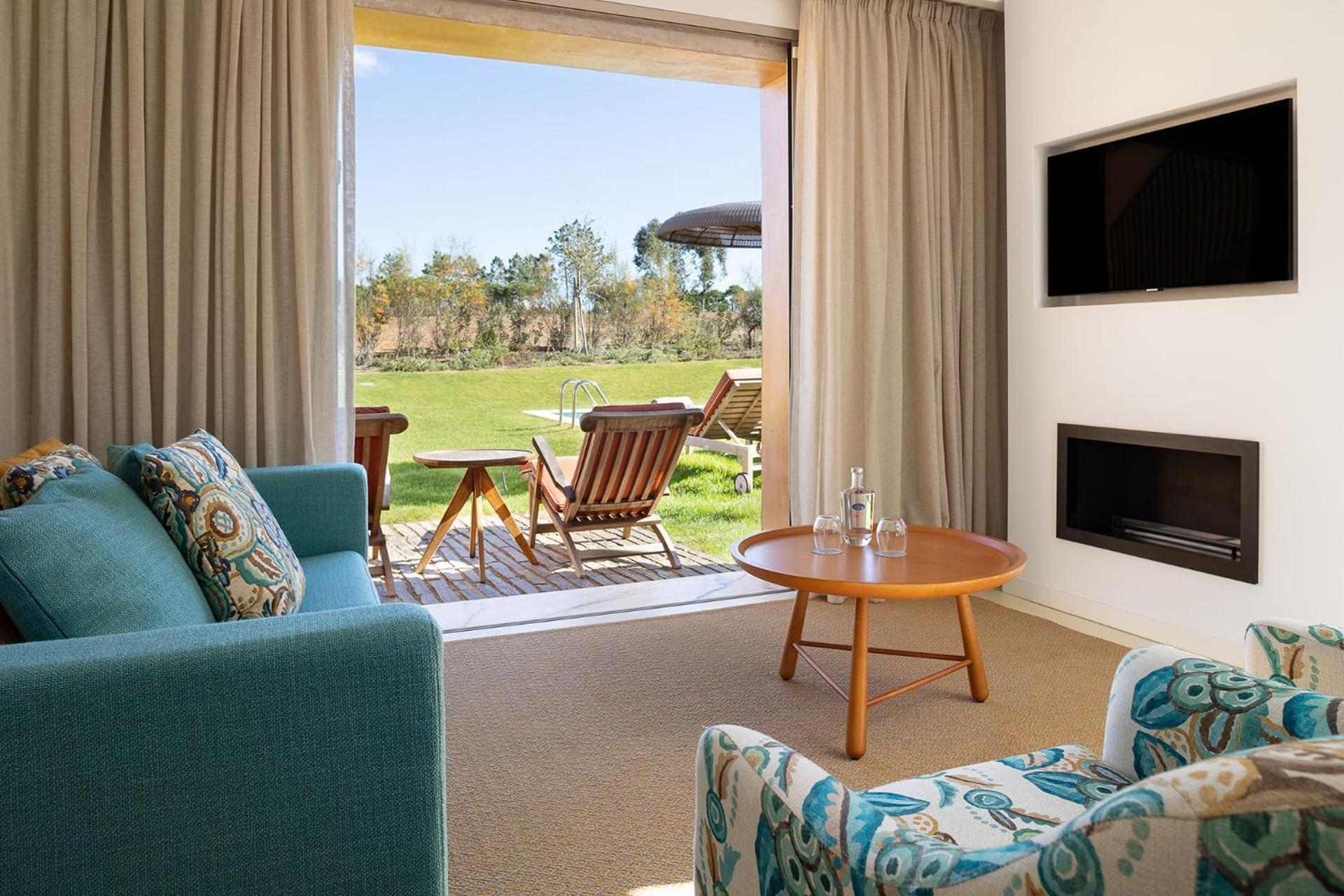 Praia Do Canal Nature Retreat - Small Luxury Hotels Of The World Aljezur Exterior foto A suite at the Cape of Good Hope Vineyards